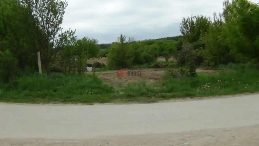 eladó  Építési telek, Balatonendréd