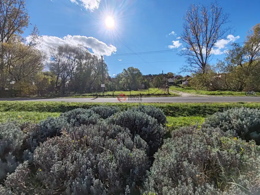 eladó  Építési telek, Legénd