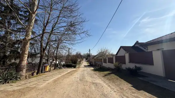 Eladó Építési telek, Sóstófürdő 24 M Ft