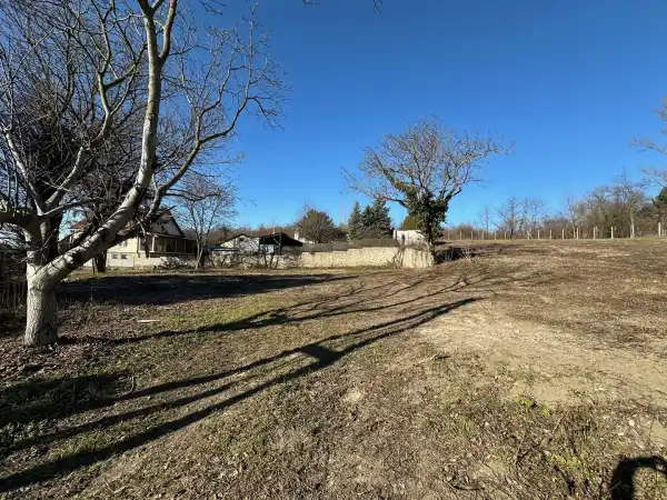 Eladó Építési telek, Vác 2376 m² 71.28 M Ft