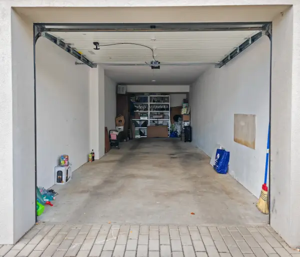 Eladó garázs, Eger 31 m² 23.9 M Ft