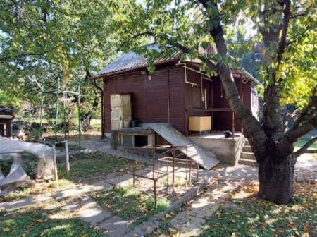 eladó gazdasági ingatlan, Budakeszi