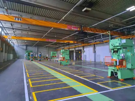 Eladó ipari ingatlan, Dunaújváros 6390 m² 1705.5 M Ft