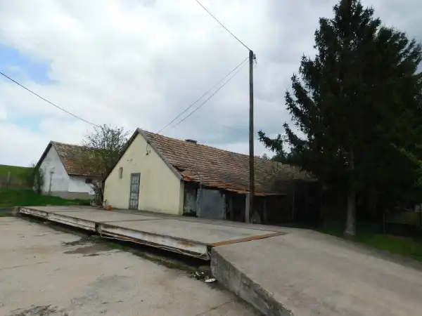 Eladó ipari ingatlan, Mátraderecske 2 szoba 330 m² 35 M Ft
