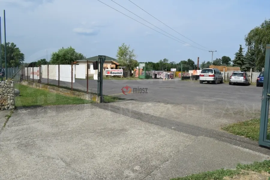 eladó ipari ingatlan, Szerencs