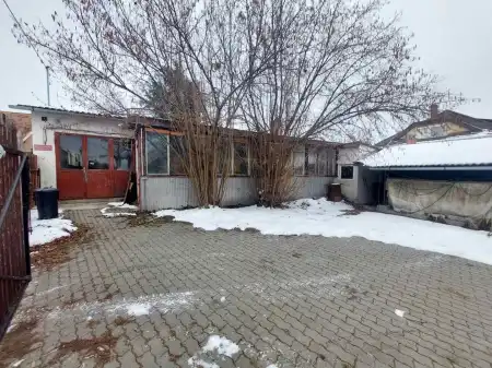 eladó ipari ingatlan, Szigetszentmiklós