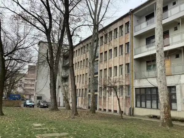 Eladó irodaház, Békéscsaba 993 m² 220 M Ft + Áfa