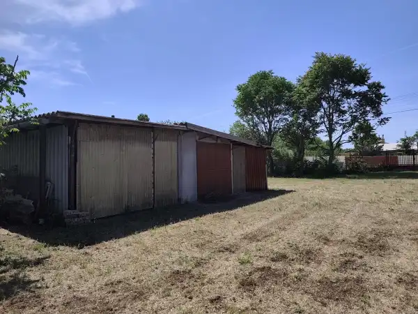 Eladó , Pilis 5158 m² 10.8 M Ft