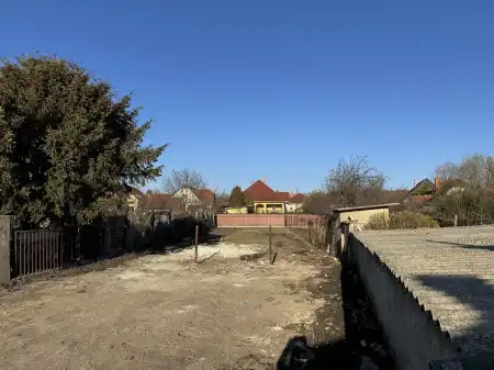 eladó telek, Andornaktálya