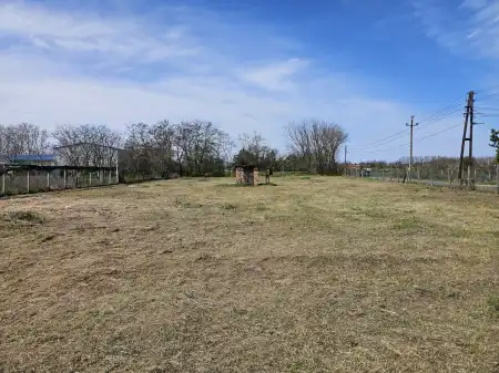eladó telek, Cegléd