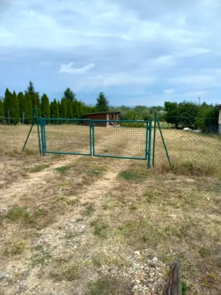 eladó telek, Lesencetomaj