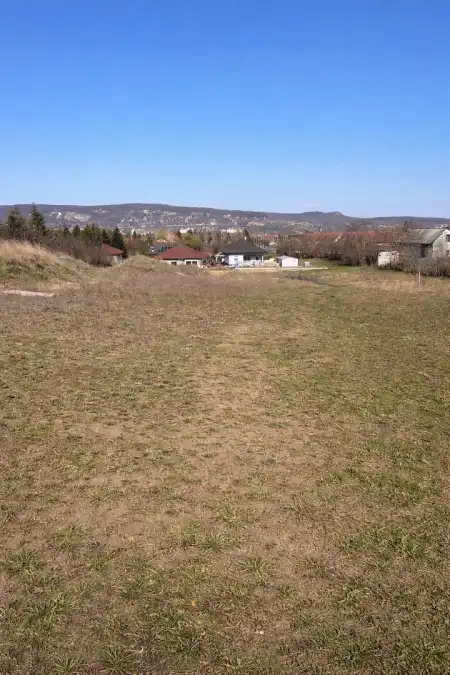 eladó telek, Tatabánya