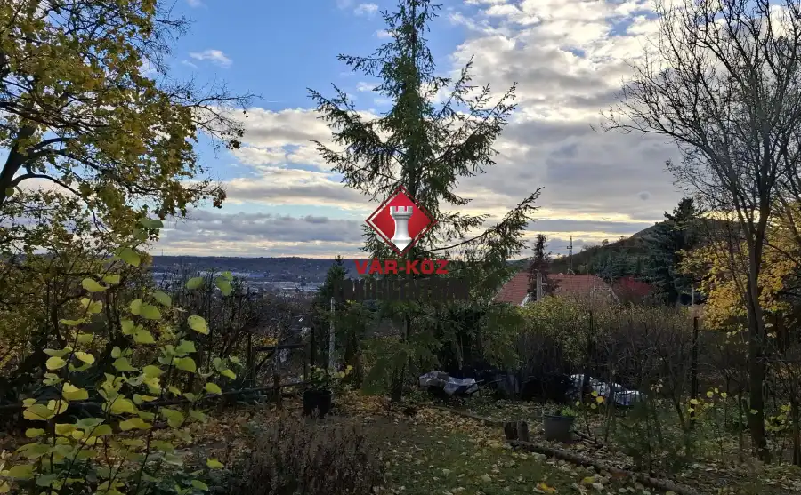 eladó  Üdülő, Budaörs