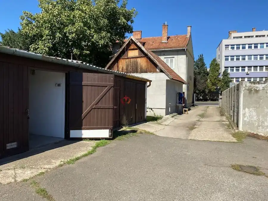 kiadó garázs, Békéscsaba