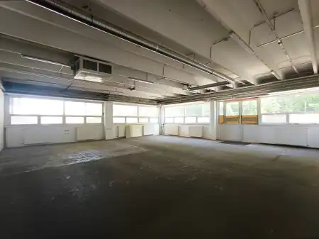 Kiadó ipari ingatlan, Budapest, IX. kerület 2243 m² 6.33 M Ft/hó