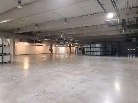 kiadó ipari ingatlan, Százhalombatta