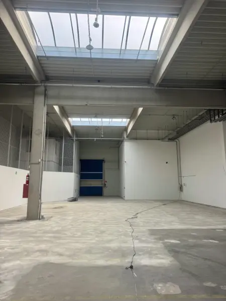 Kiadó raktár, Budapest, XI. kerület 555 m² 1.6 M Ft/hó + Áfa