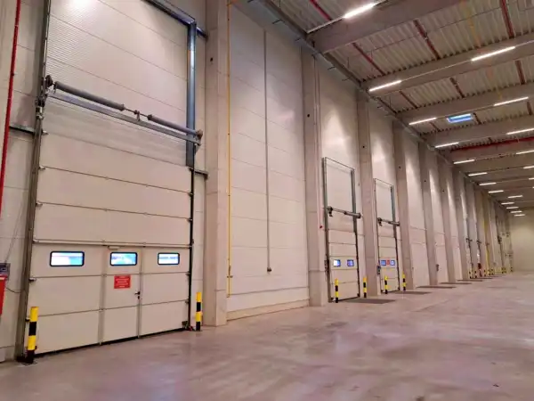 Kiadó raktár, Budapest, XV. kerület 1905 m² 4 M Ft/hó + Áfa