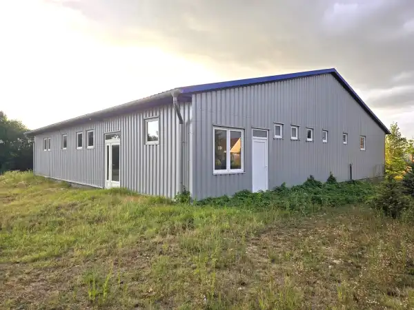 Kiadó raktár, Dabas 325 m² 320 E Ft/hó